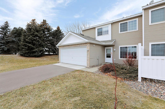 1183 Highpoint Curve, Shakopee, MN 55379