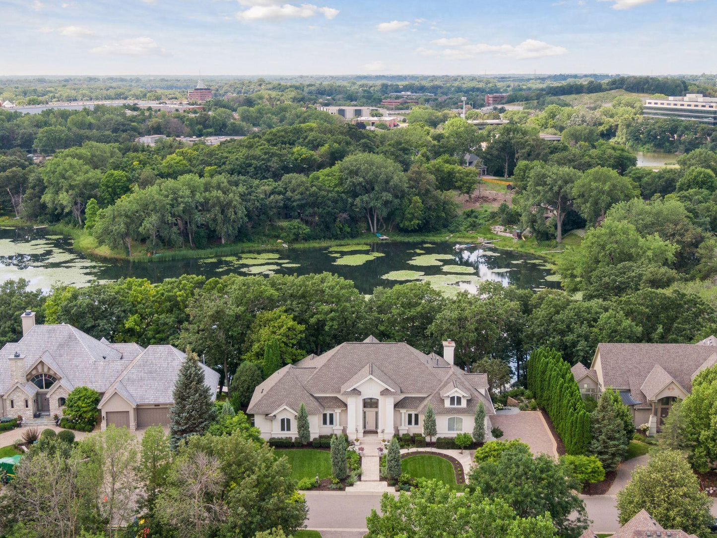 6314 McIntyre Point, Edina, MN 55439