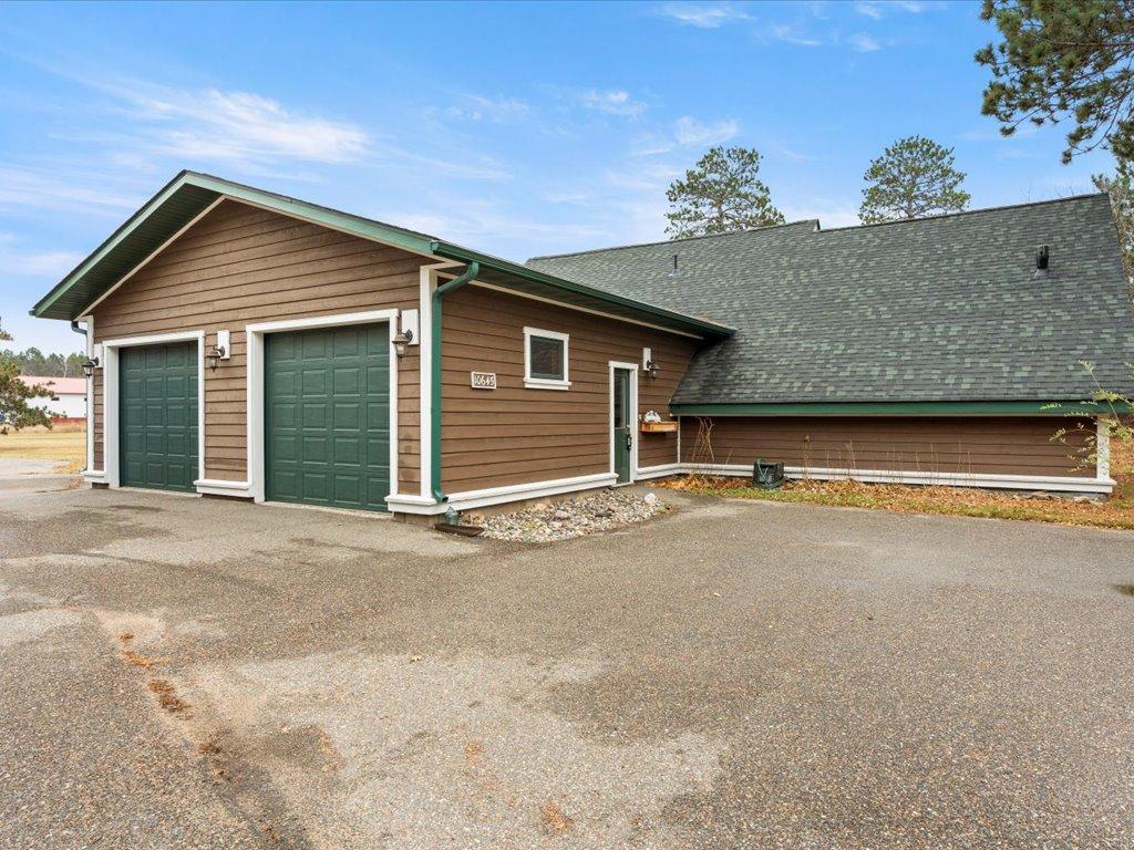 10645 County Road 16 , Pequot Lakes, MN 56472