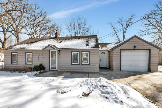 1072 County Road 134 , Saint Cloud, MN 56303