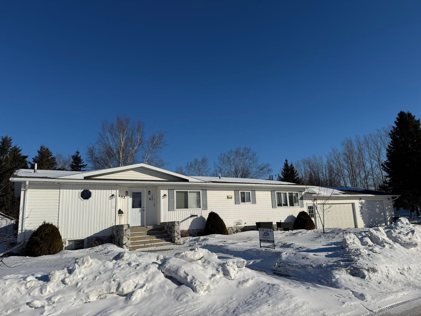 103 8th Street, Roseau, MN 56751