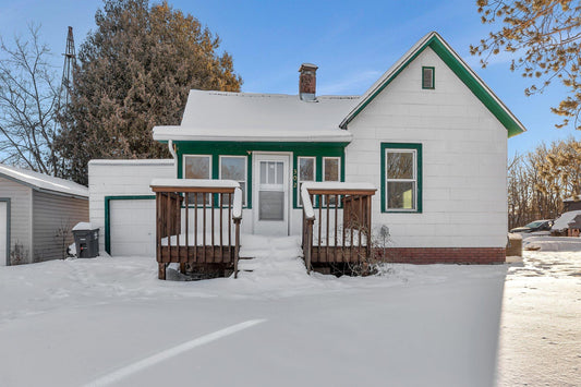 302 Cedar Street, Onamia, MN 56359