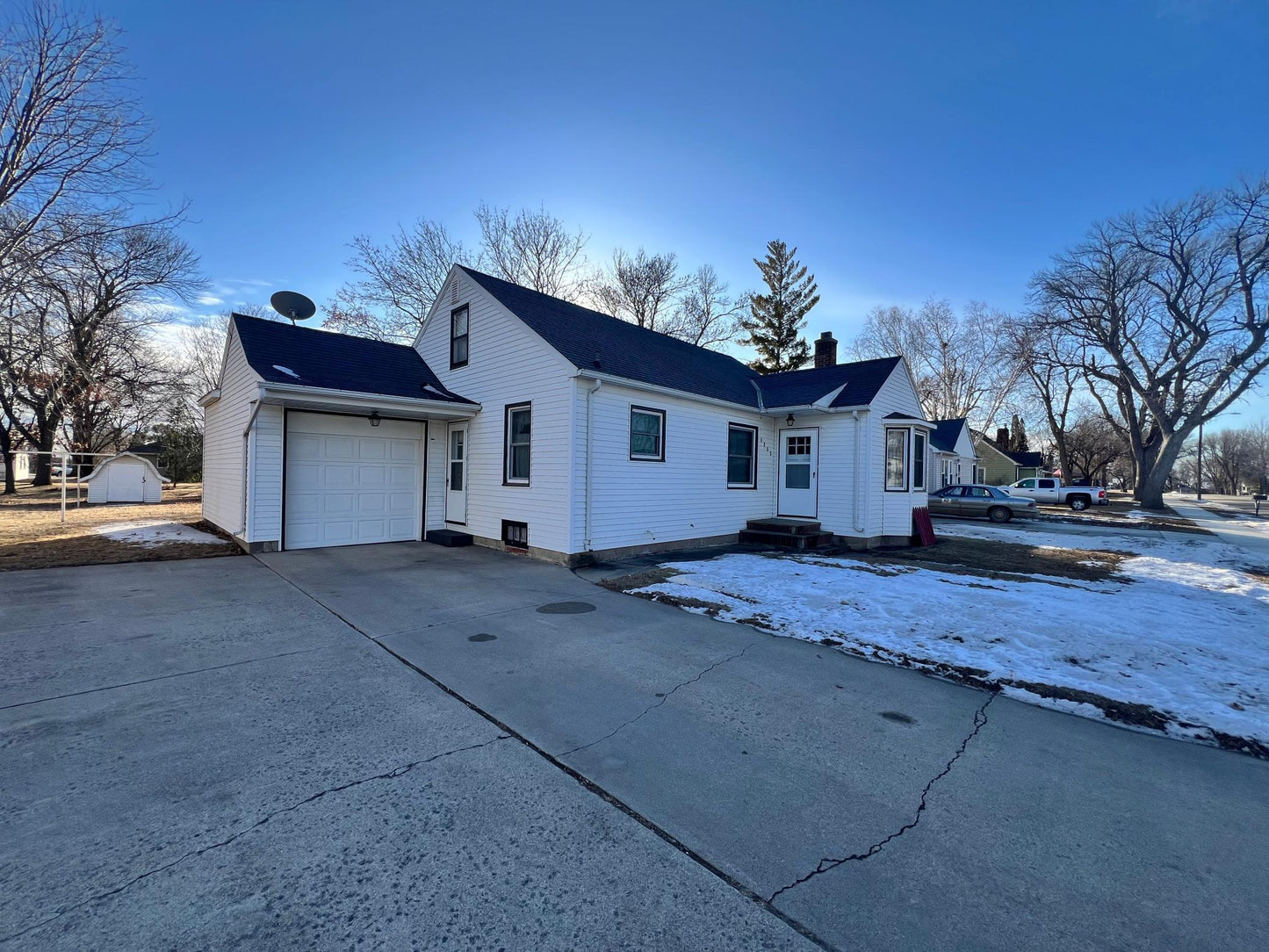 1253 Chestnut Street, Dawson, MN 56232