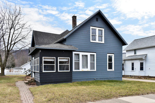 1051 King Street, Winona, MN 55987