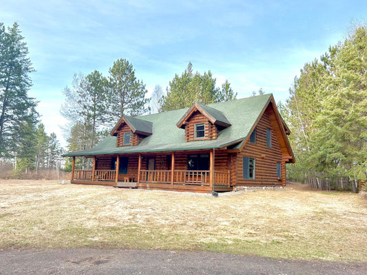 7185 Giants Ridge Rd , Embarrass, MN 55732