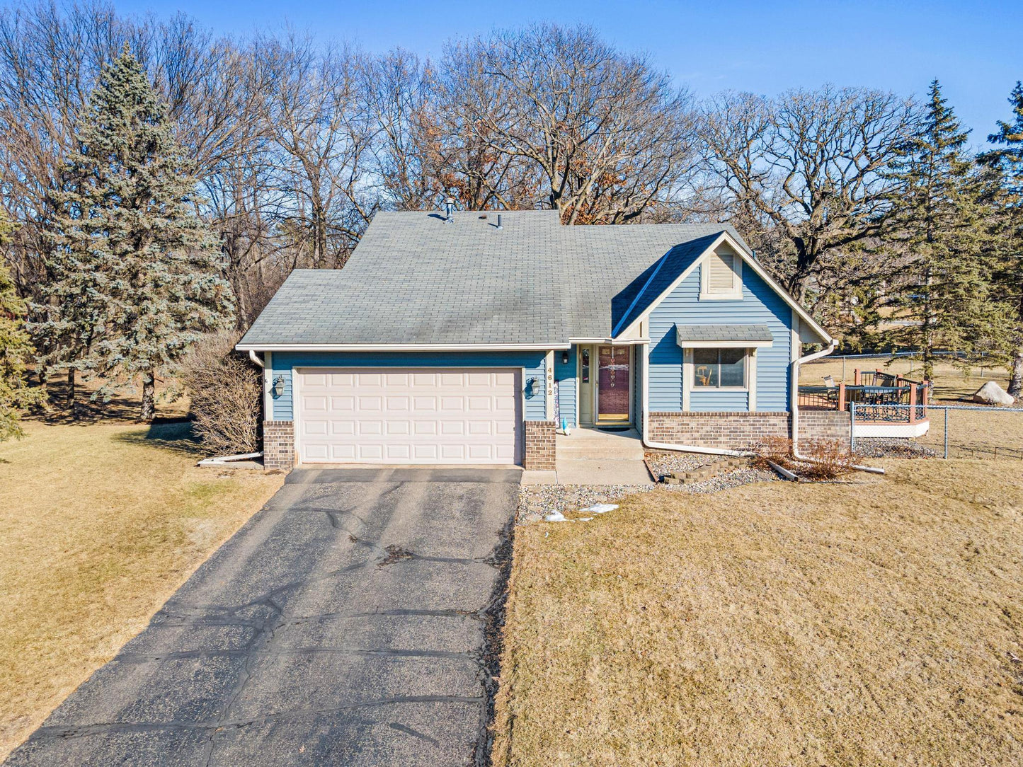 4612 Lenore Lane, Eagan, MN 55122