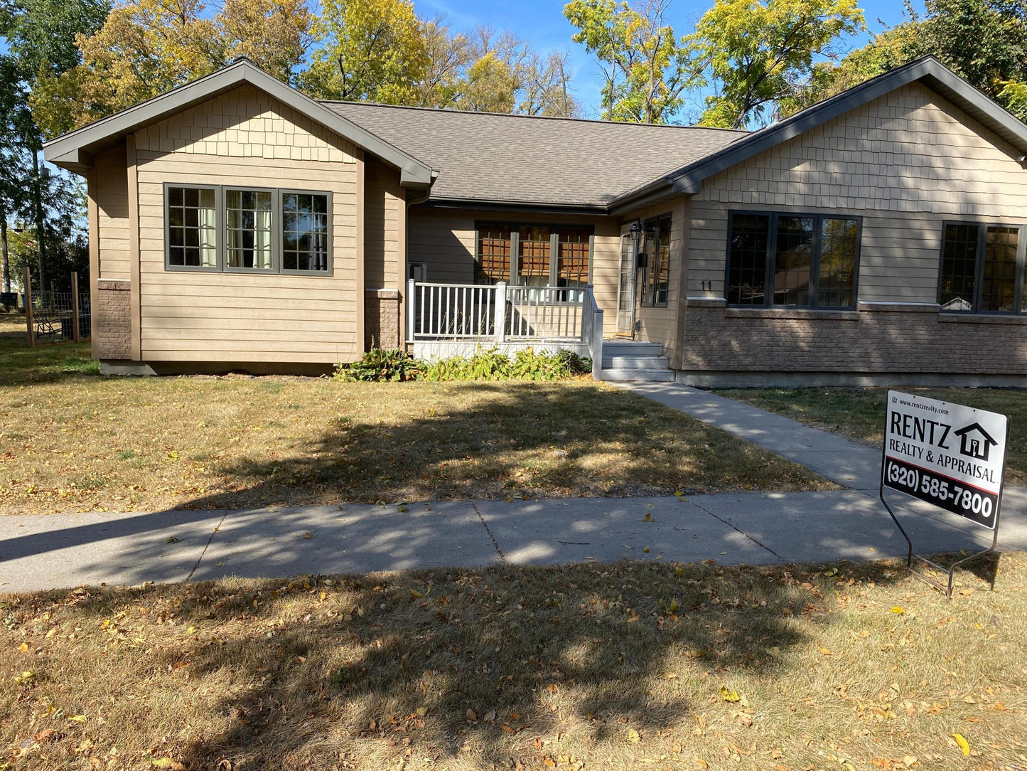 11 3rd Street, Morris, MN 56267