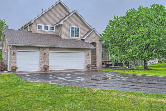 22760 Imperial Avenue, Forest Lake, MN 55025