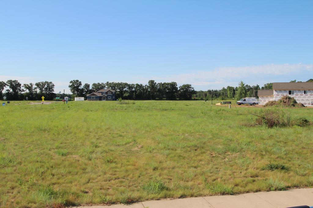 1039 26th Street Loop, Sartell, MN 56377