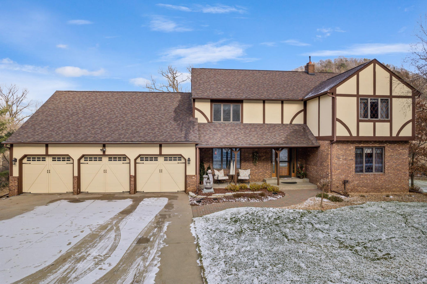 131 Jay Bee Drive, Winona, MN 55987