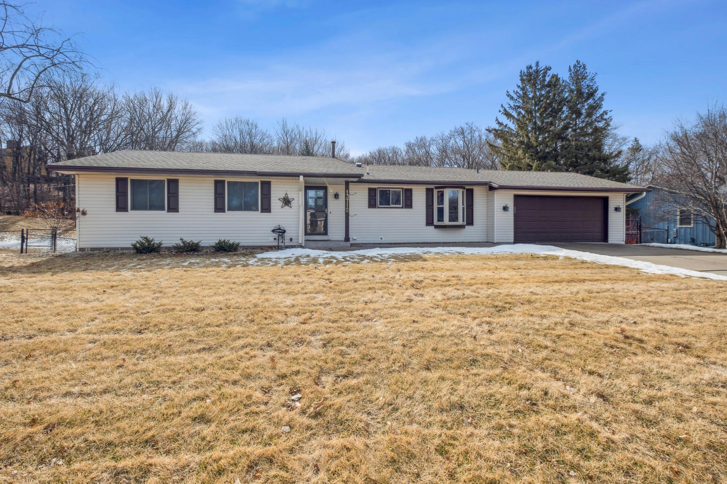 13712 Wellington Crescent, Burnsville, MN 55337