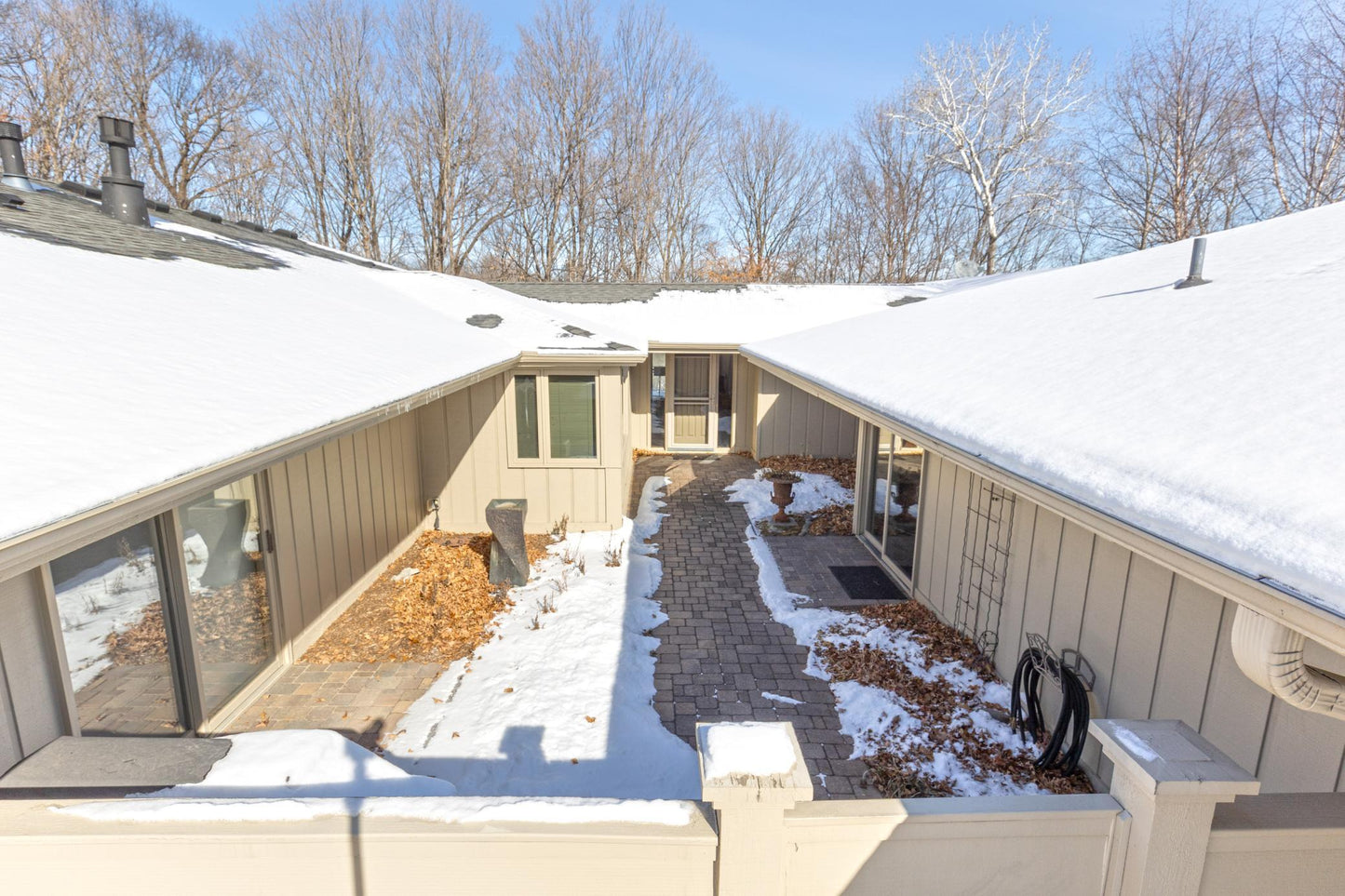 4850 Regents Walk, Shorewood, MN 55331