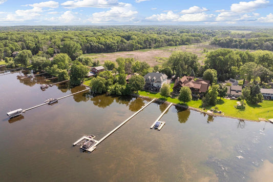 22620 Hayward Avenue, Forest Lake, MN 55025