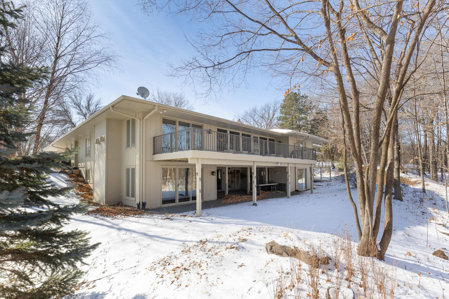 4850 Regents Walk, Shorewood, MN 55331