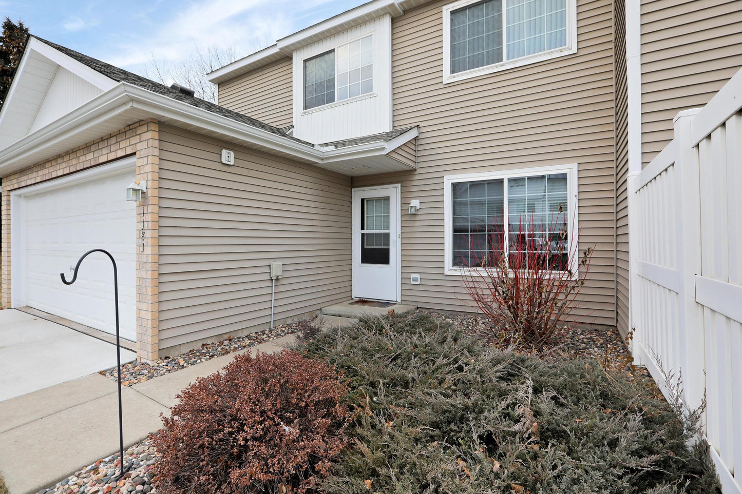 1183 Highpoint Curve, Shakopee, MN 55379