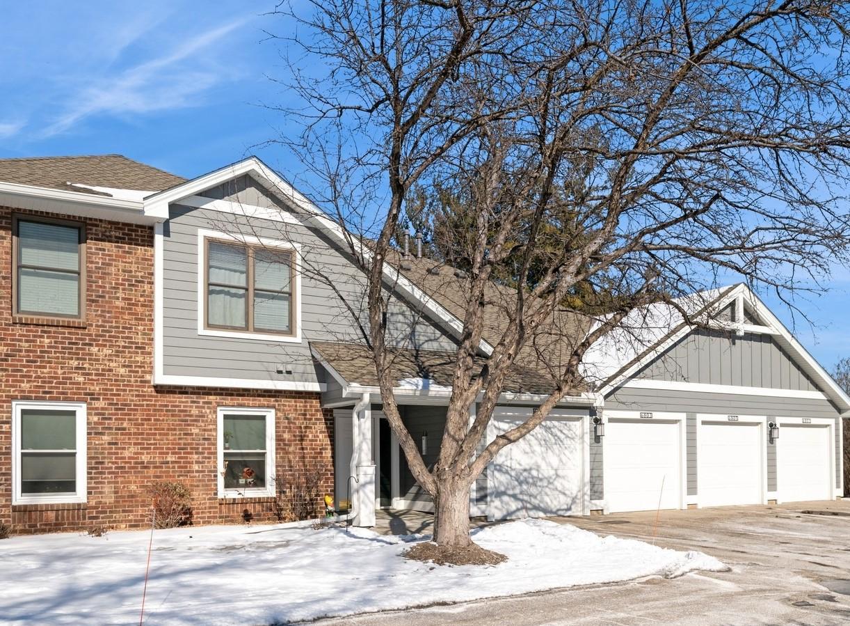 6805 Langford Drive, Edina, MN 55436