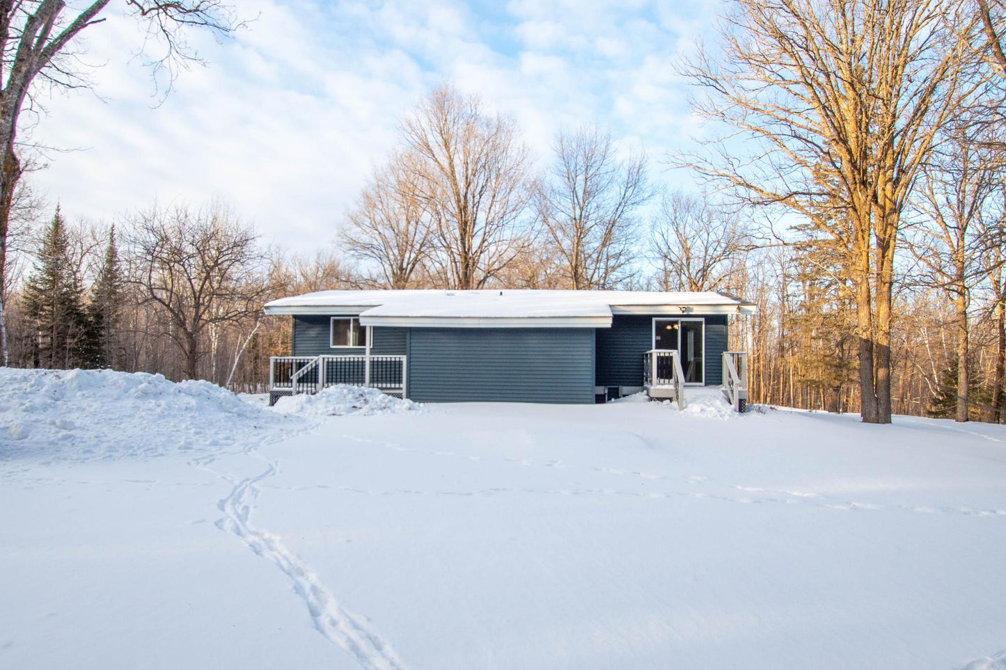 10322 Knappen Hill Road, Bemidji, MN 56601