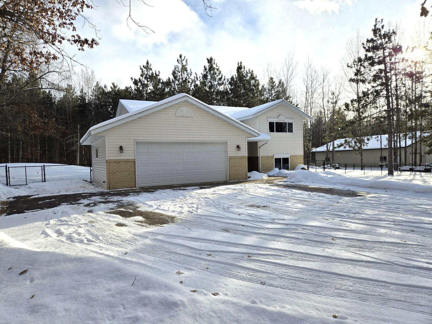 14126 Oak Hollow Road, Brainerd, MN 56401