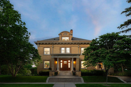 226 Grotto Street, Saint Paul, MN 55105