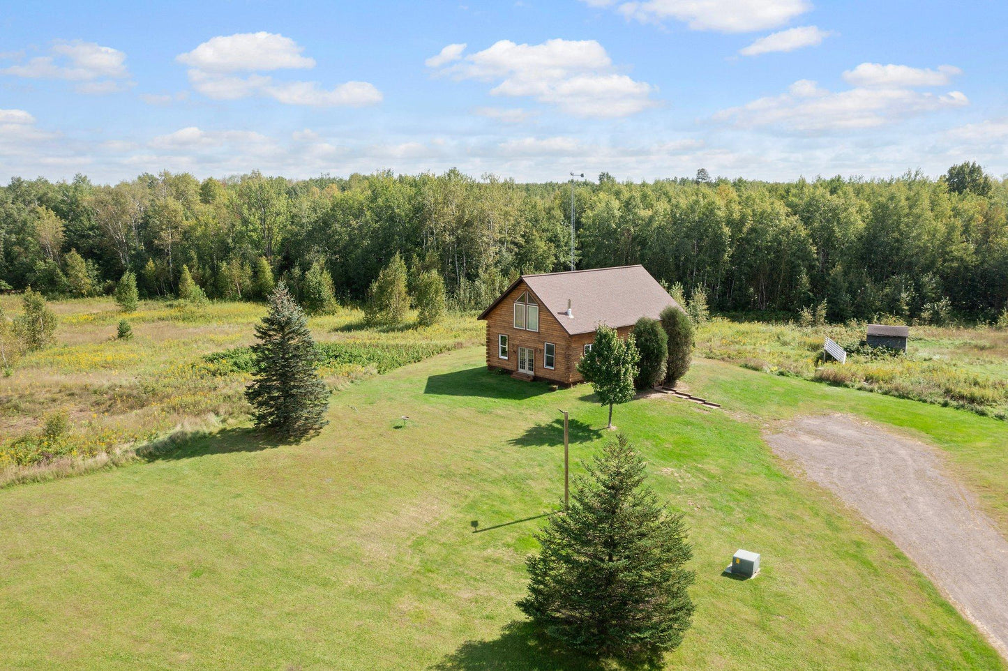 38390 Killdeer Lane, Hinckley, MN 55037