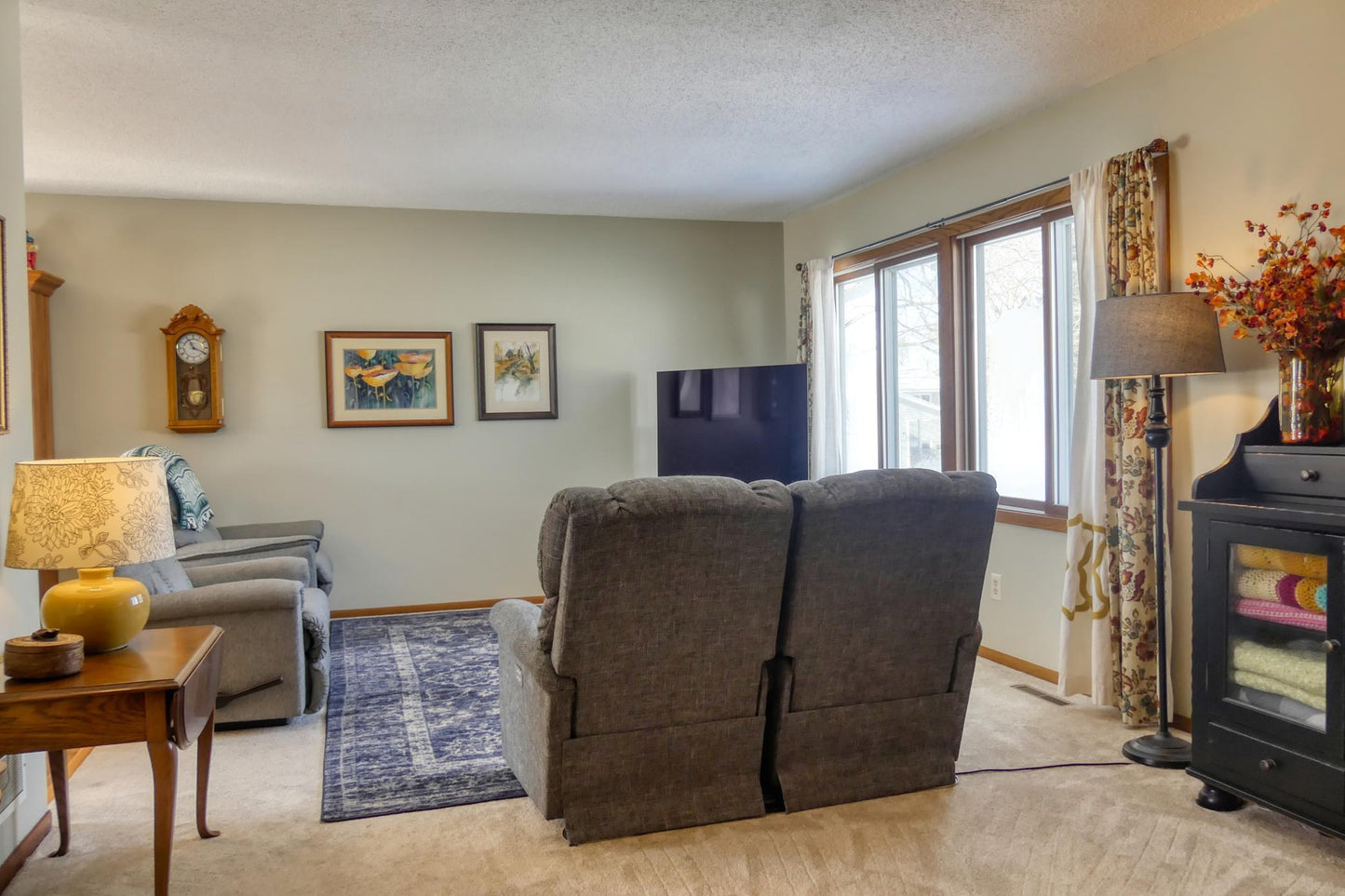 1540 Pinewood Drive, Shoreview, MN 55126