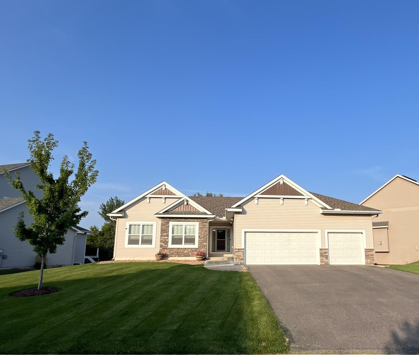 20694 Kaiser Way, Lakeville, MN 55044