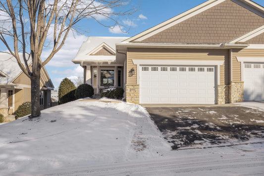 8995 Colby Court, Inver Grove Heights, MN 55076