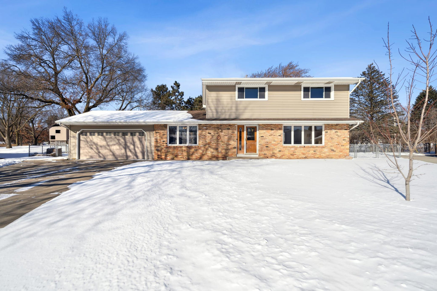 1308 Woodhill Circle, Woodbury, MN 55125