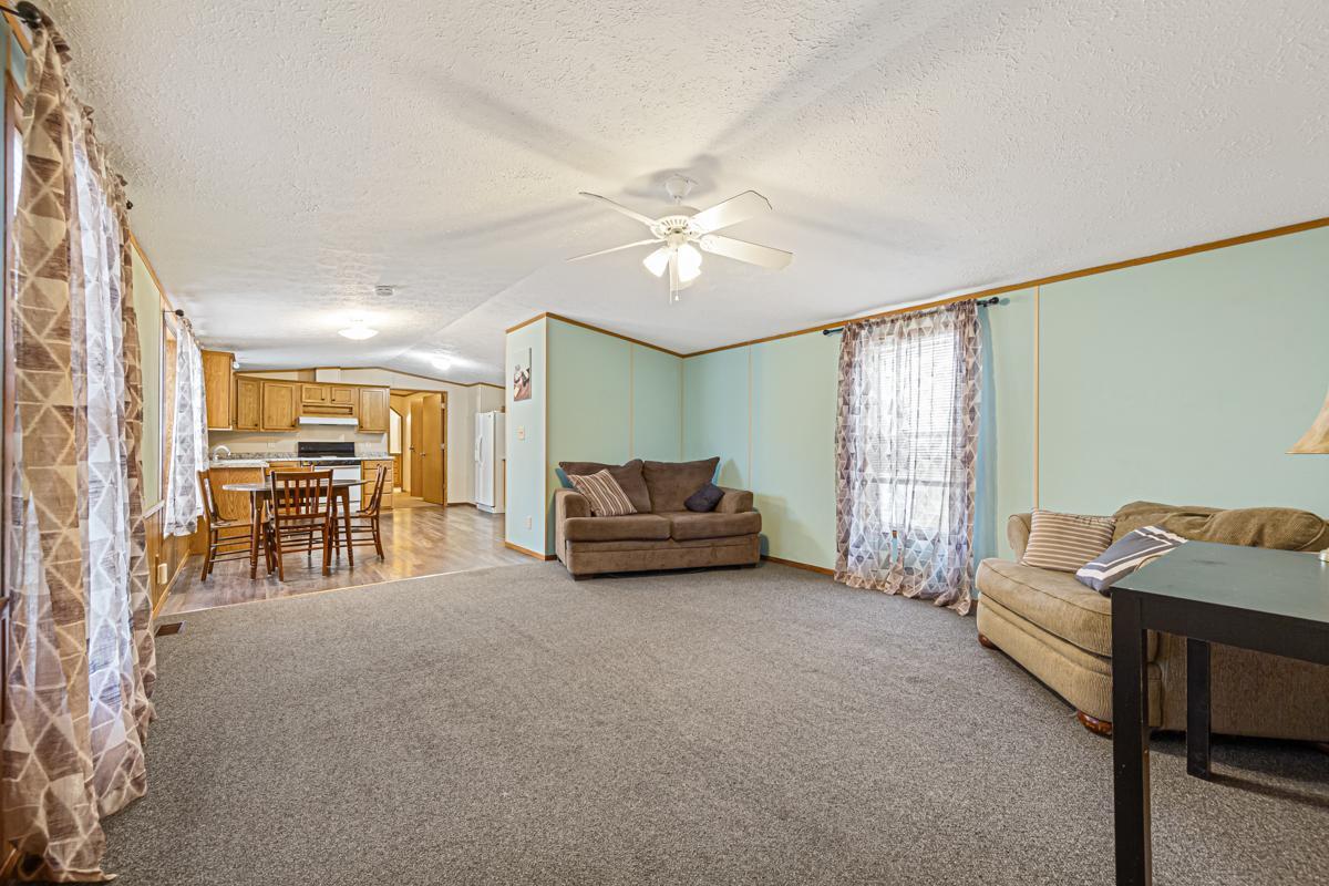 112 Laurinda Lane, Mankato, MN 56001