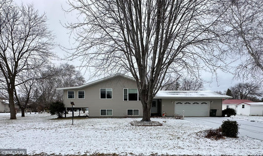 115 6th Street, Melrose, MN 56352