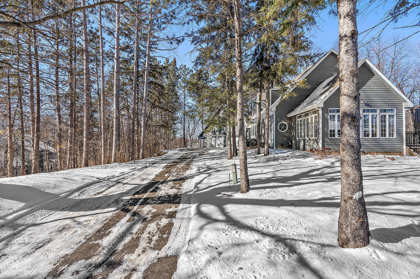 520 Far Hill Road, Wayzata, MN 55391