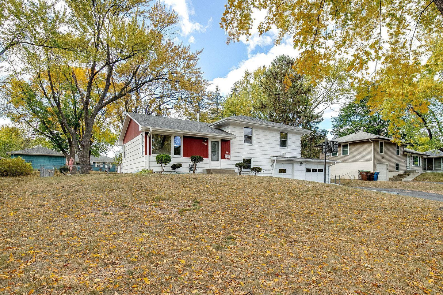 9042 Emerson Avenue, Bloomington, MN 55420