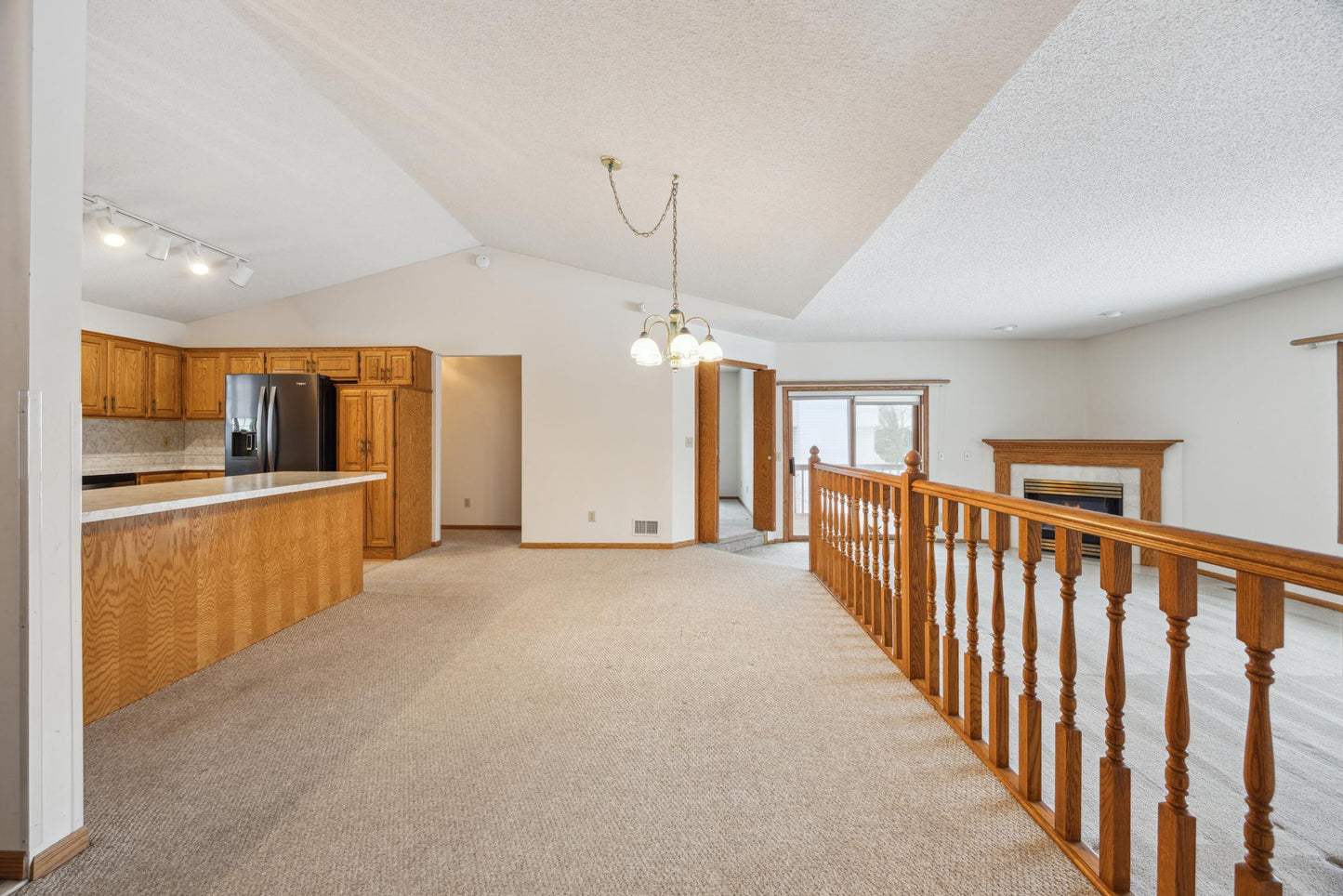 5426 89th Crescent Circle, Brooklyn Park, MN 55443