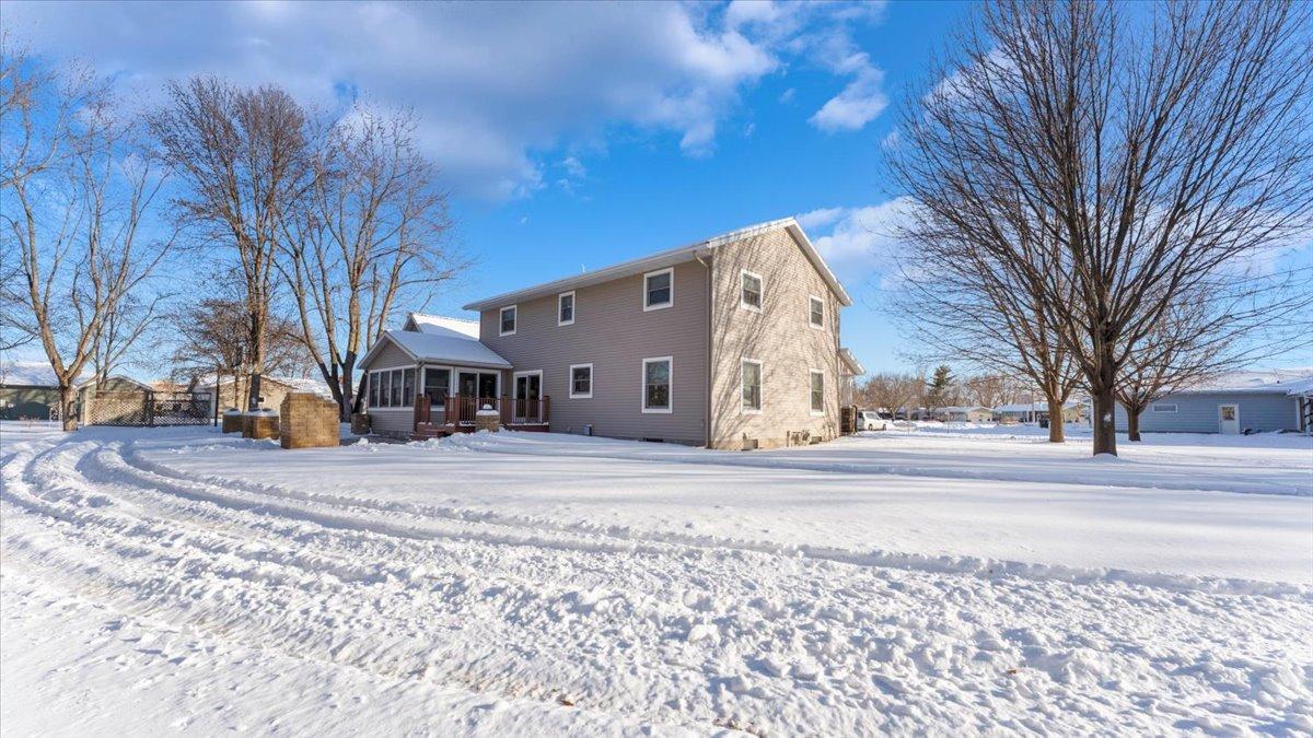 908 Lilac Drive, Sauk Centre, MN 56378