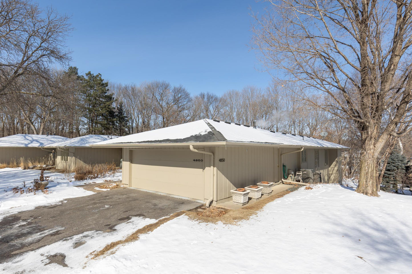 4850 Regents Walk, Shorewood, MN 55331