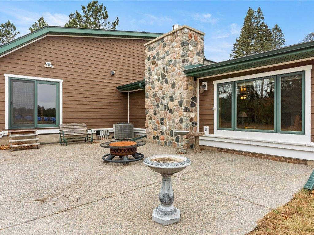 10645 County Road 16 , Pequot Lakes, MN 56472