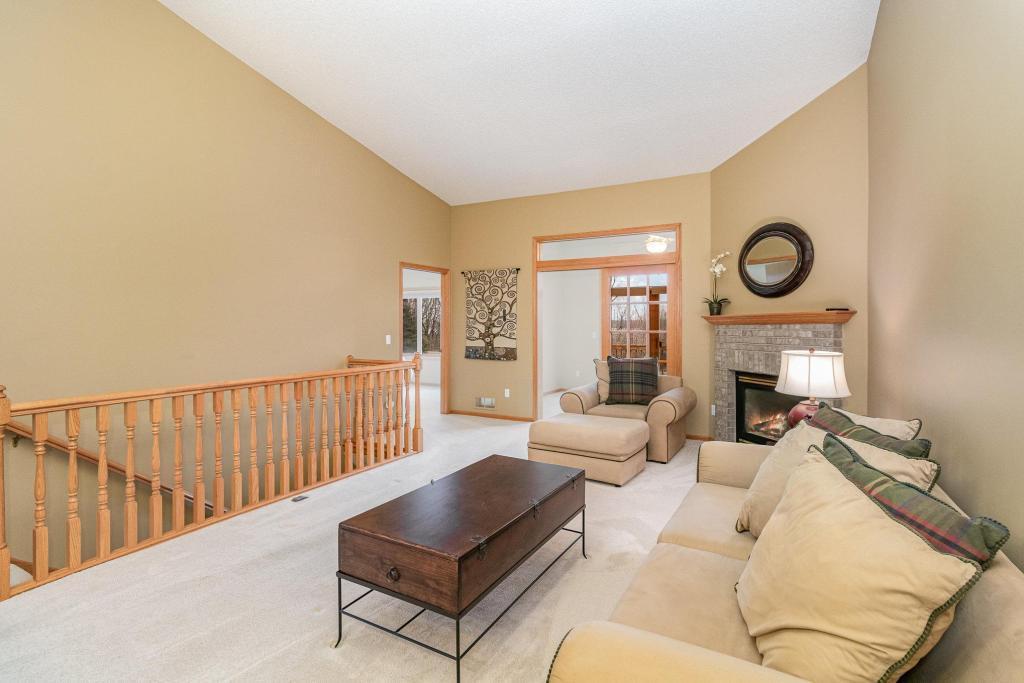 652 Aqua Circle, Lino Lakes, MN 55014