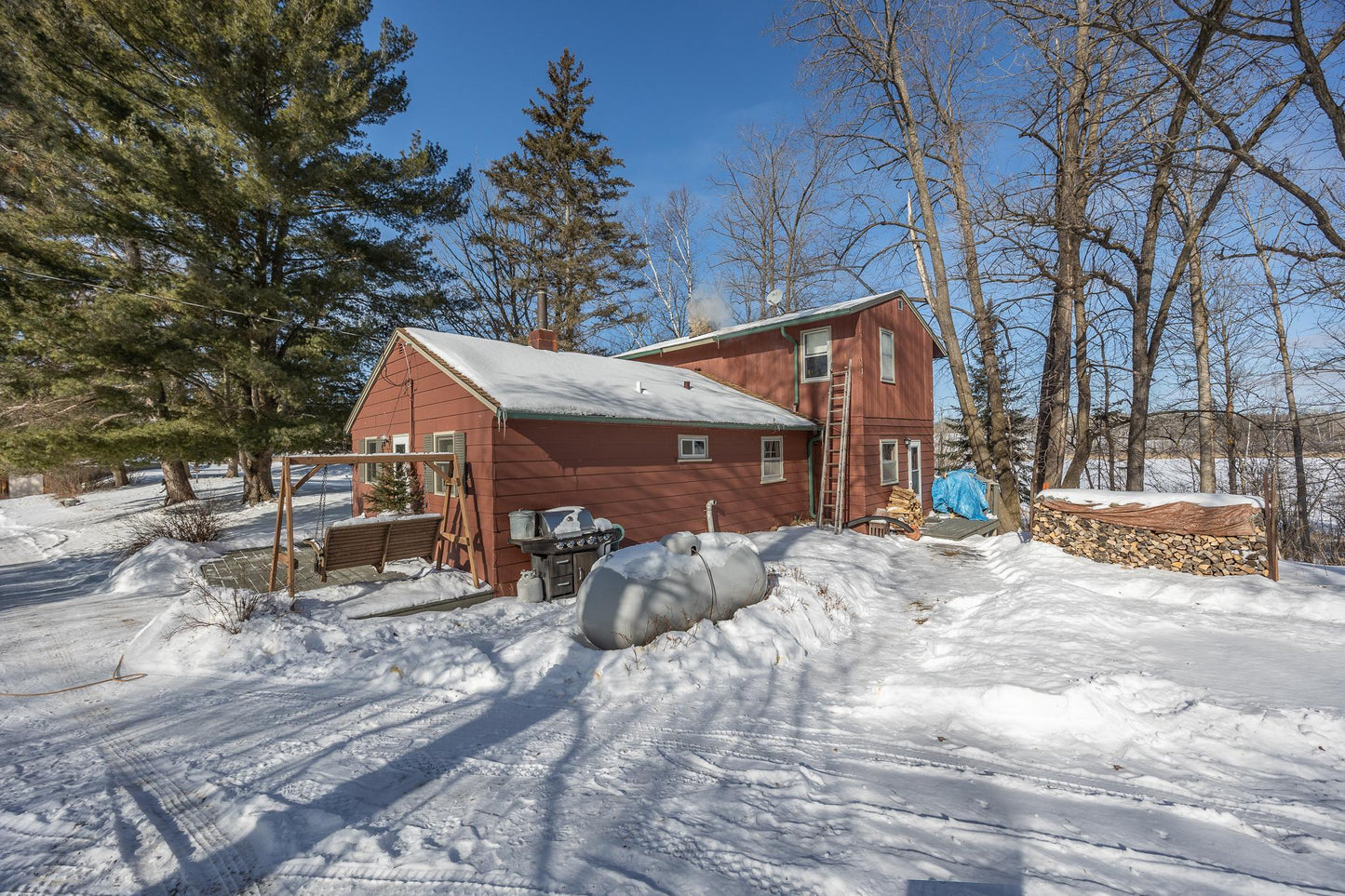 2170 County 5 , Hackensack, MN 56452