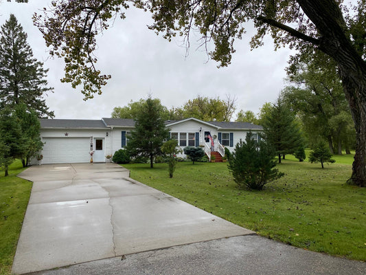 610 University Avenue, Badger, MN 56714