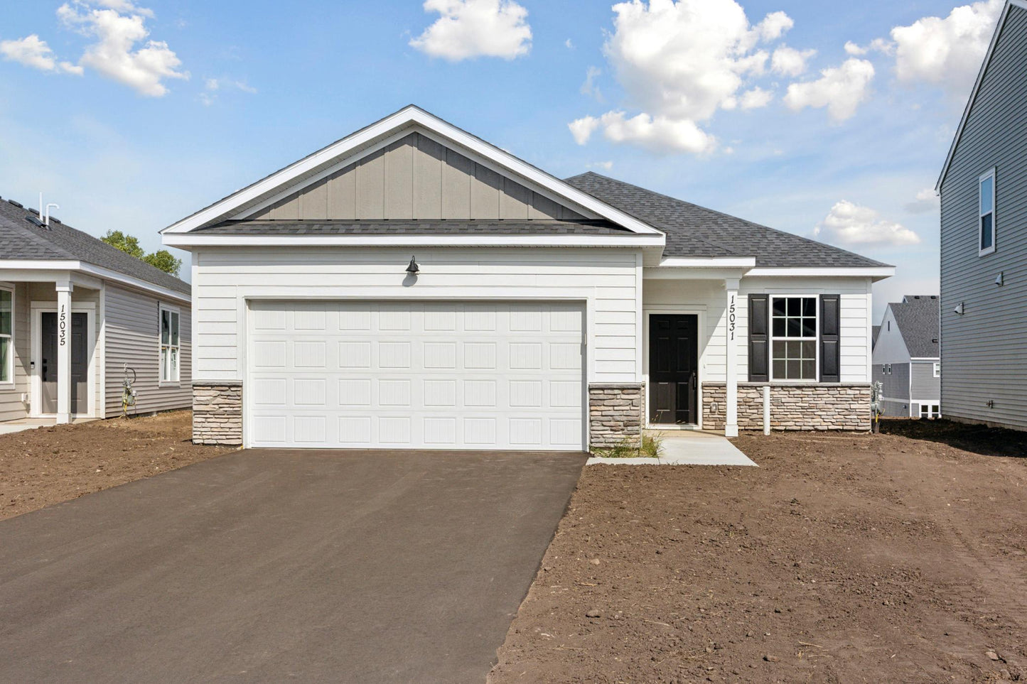 12515 Erskine Street, Blaine, MN 55449