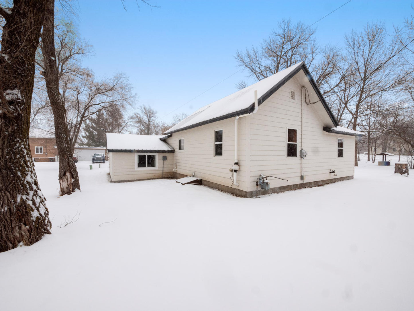 104 5th Street, Carlos, MN 56319