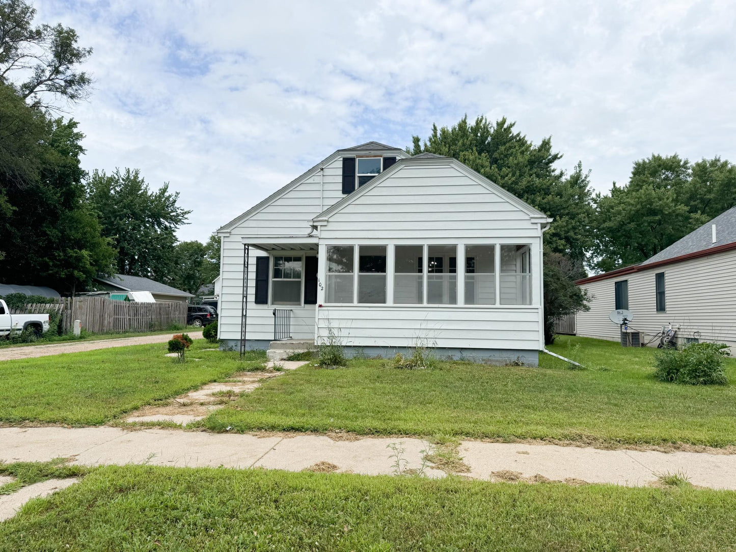 102 8th Street, Windom, MN 56101