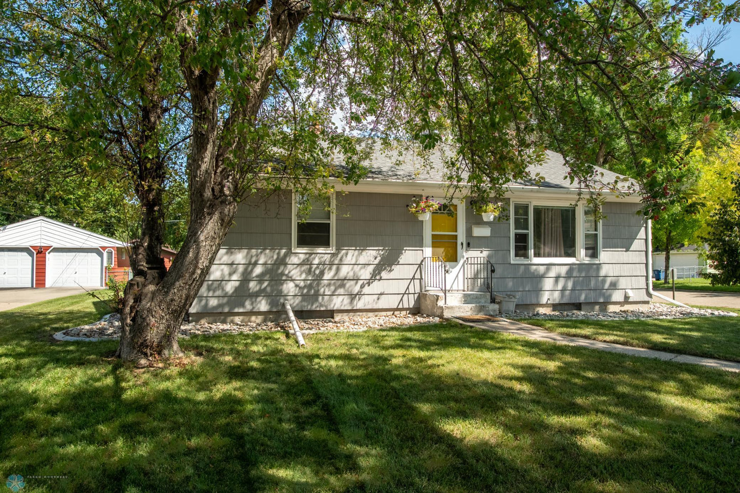 1304 11th Street, Moorhead, MN 56560