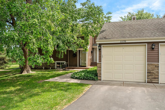 2298 Long Avenue, Saint Paul, MN 55114