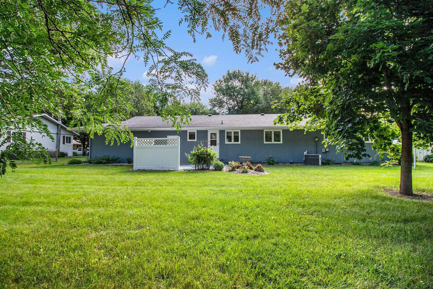 1009 Jackson Street, Luverne, MN 56156