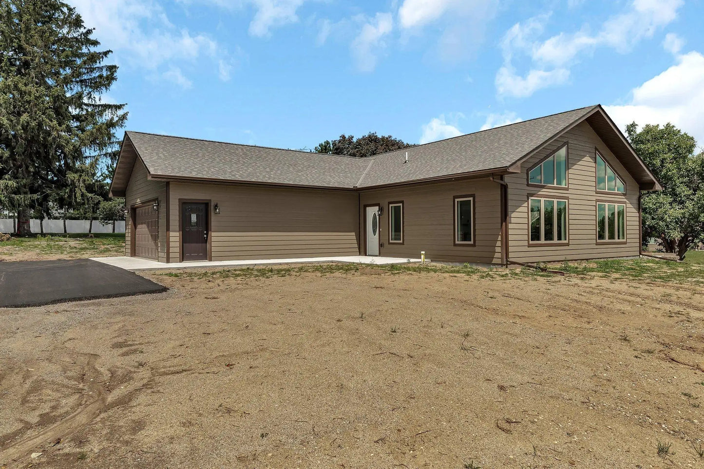 1000 10th Avenue, Sauk Rapids, MN 56379