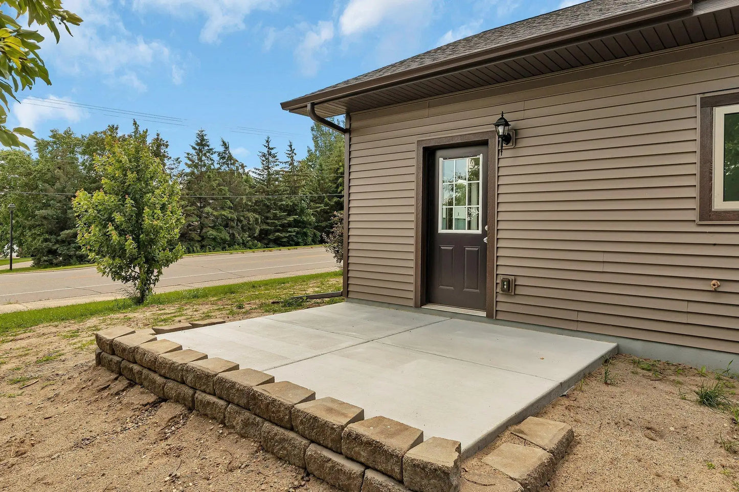 1000 10th Avenue, Sauk Rapids, MN 56379