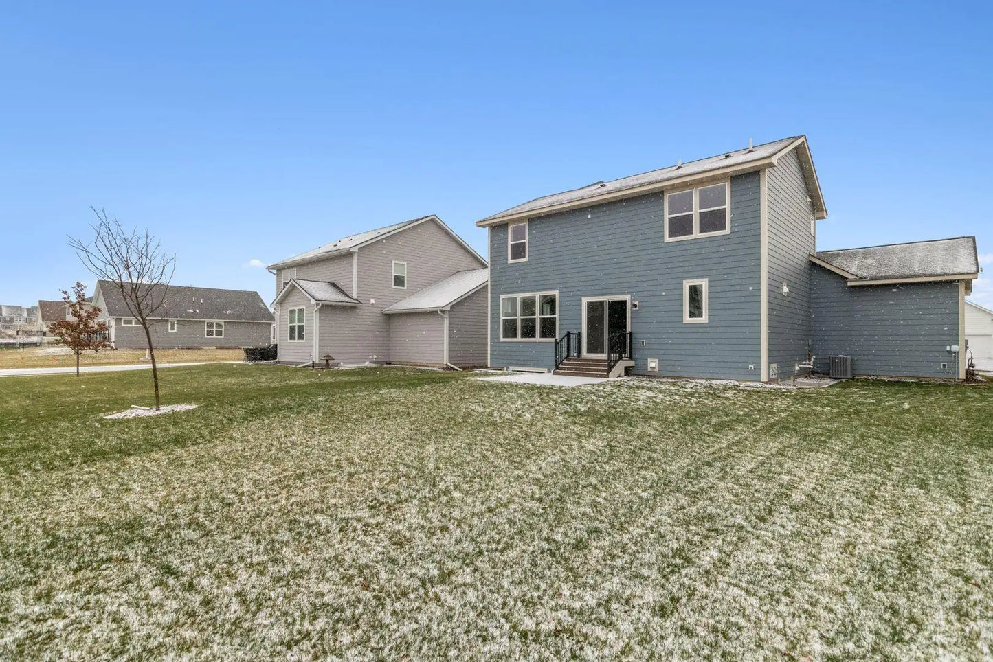 10191 Arrowwood Path, Woodbury, MN 55129