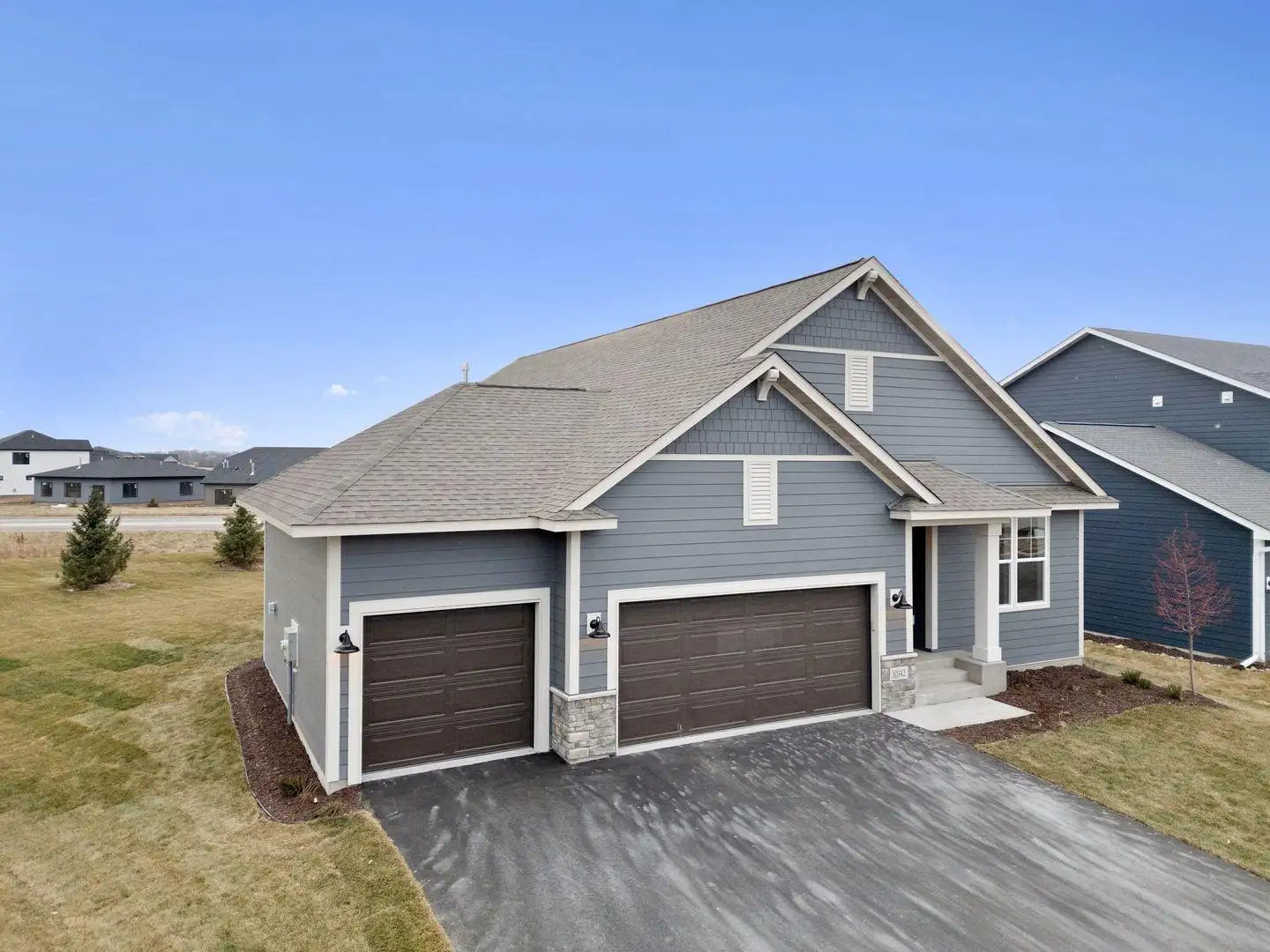 10142 Arrowwood Trail, Woodbury, MN 55129