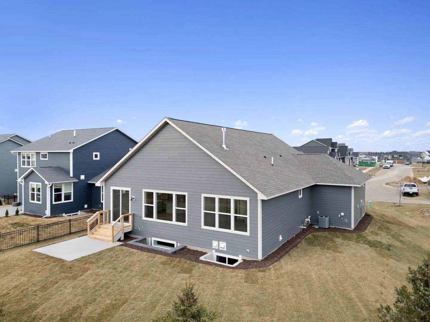 10142 Arrowwood Trail, Woodbury, MN 55129